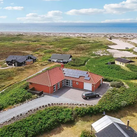 4 Bedroom Stunning In * Thisted